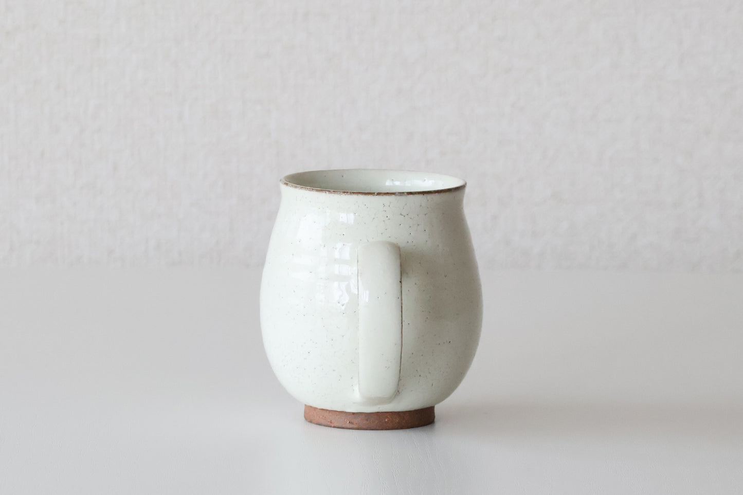 白泥香りのマグカップ(淡海陶芸研究所 / 山元一真)