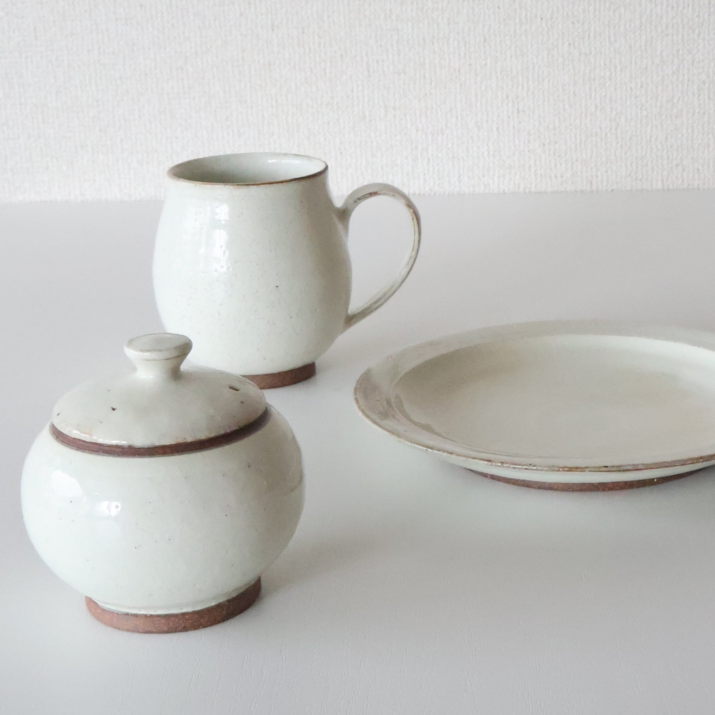 作家一覧 – Haku-bi「誰かに贈りたくなる」白い器の専門店