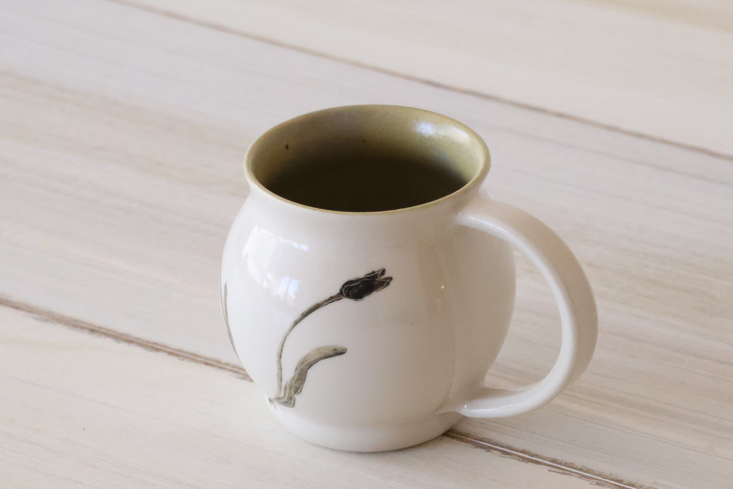 マグカップ　チューリップ（長﨑絢）