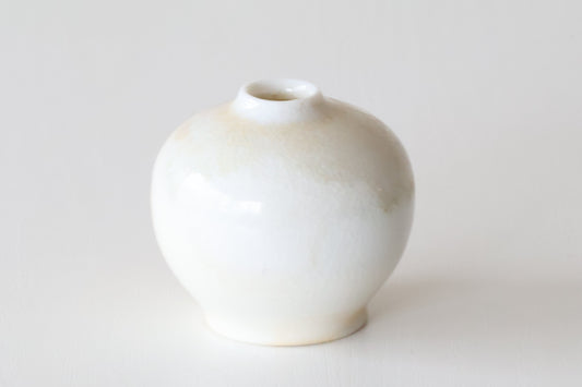 穴窯磁器一輪挿し A（谷口和灼）