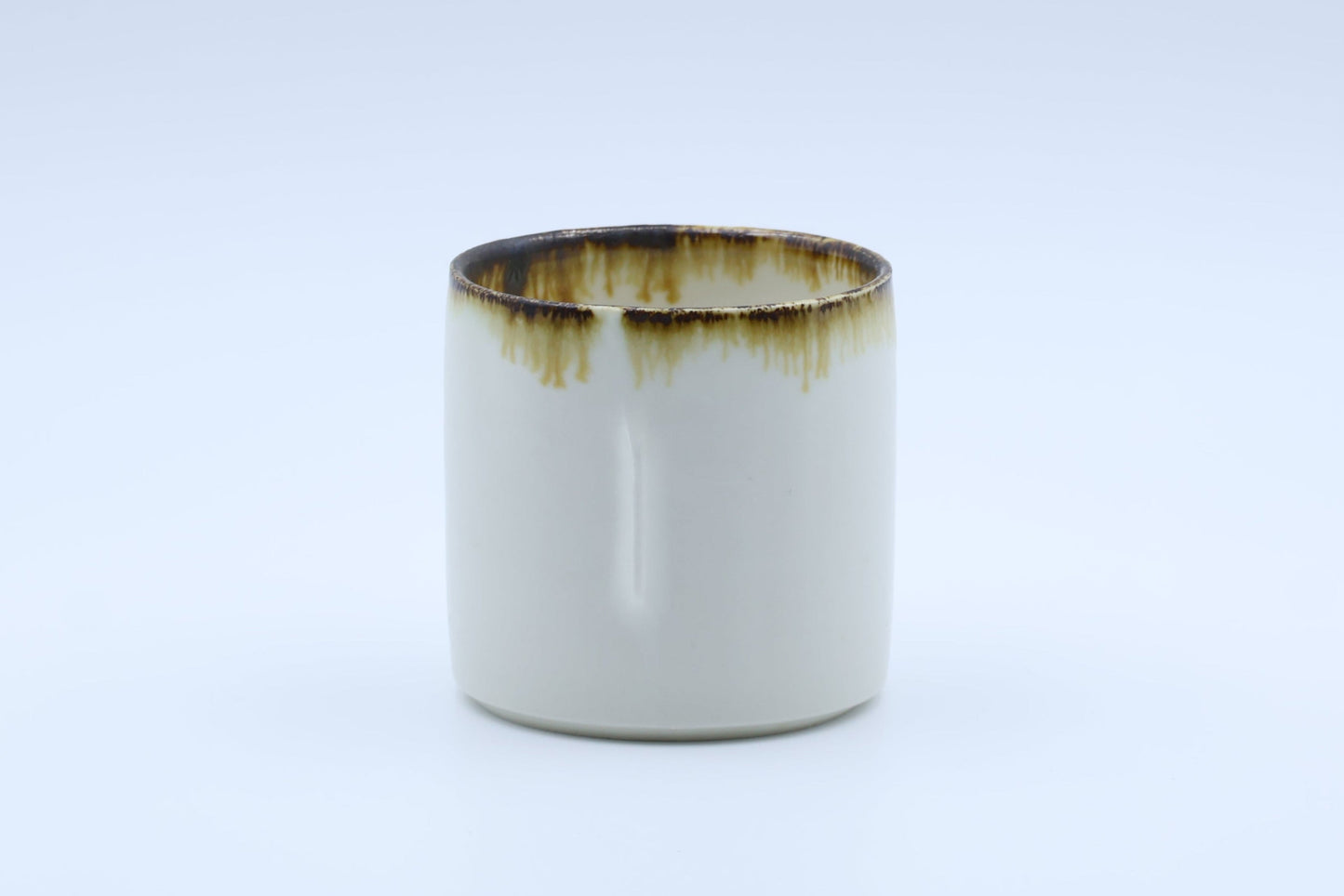 DEMI mug（PLUS studio / 山本将太郎）