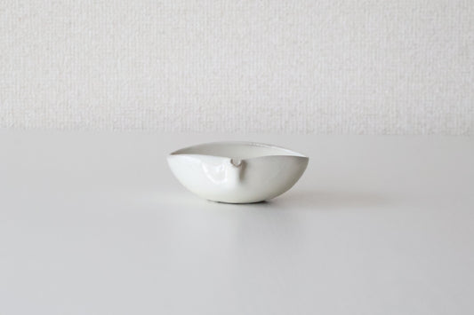 片口豆鉢（石井菜摘）