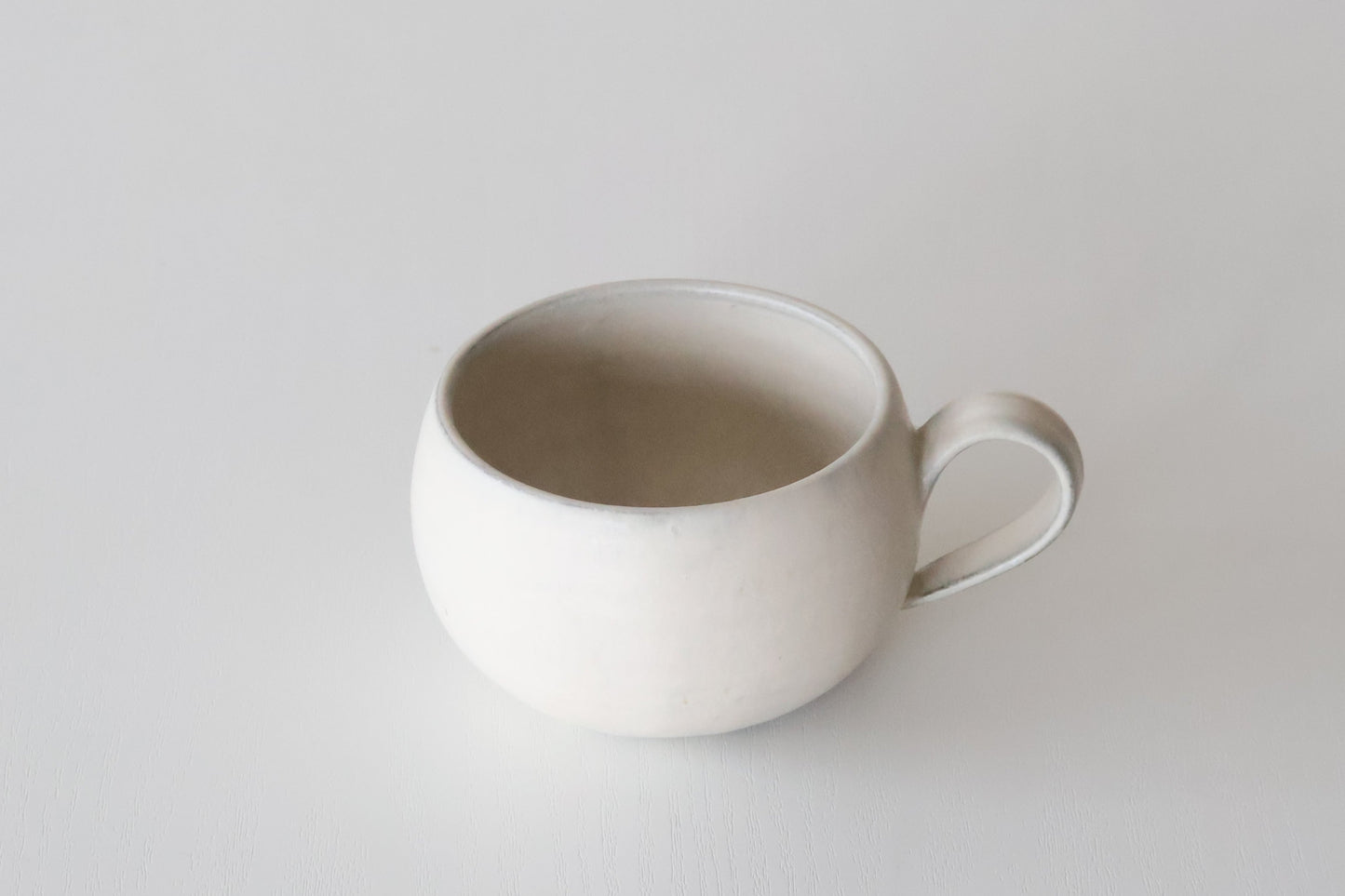 丸マグ [マット]（石井菜摘）