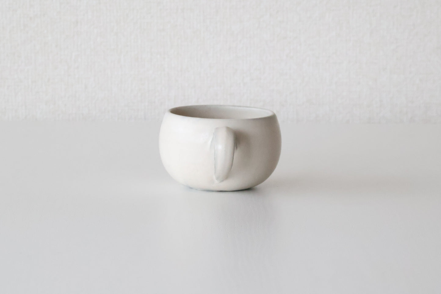 丸マグ [マット]（石井菜摘）