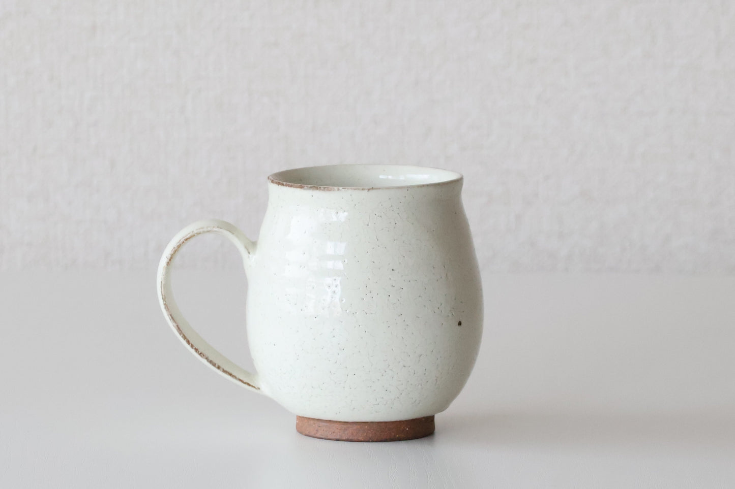 白泥香りのマグカップ（淡海陶芸研究所 / 山元一真）