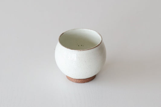 白泥丸湯呑み（淡海陶芸研究所 / 山元一真）