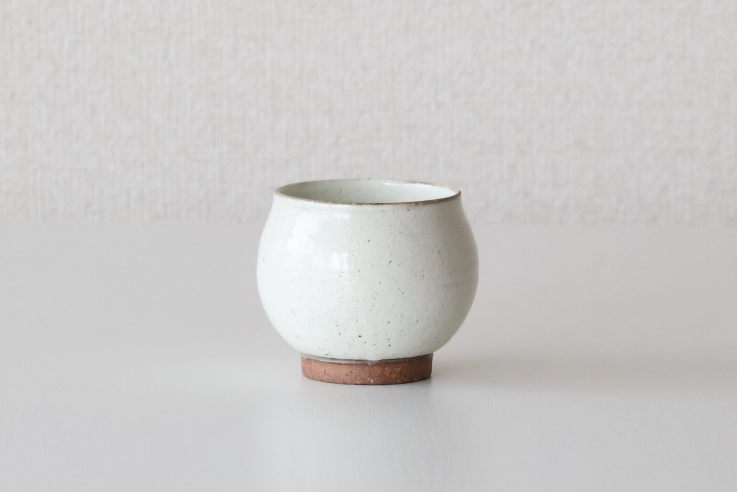 白泥丸湯呑み（淡海陶芸研究所 / 山元一真）