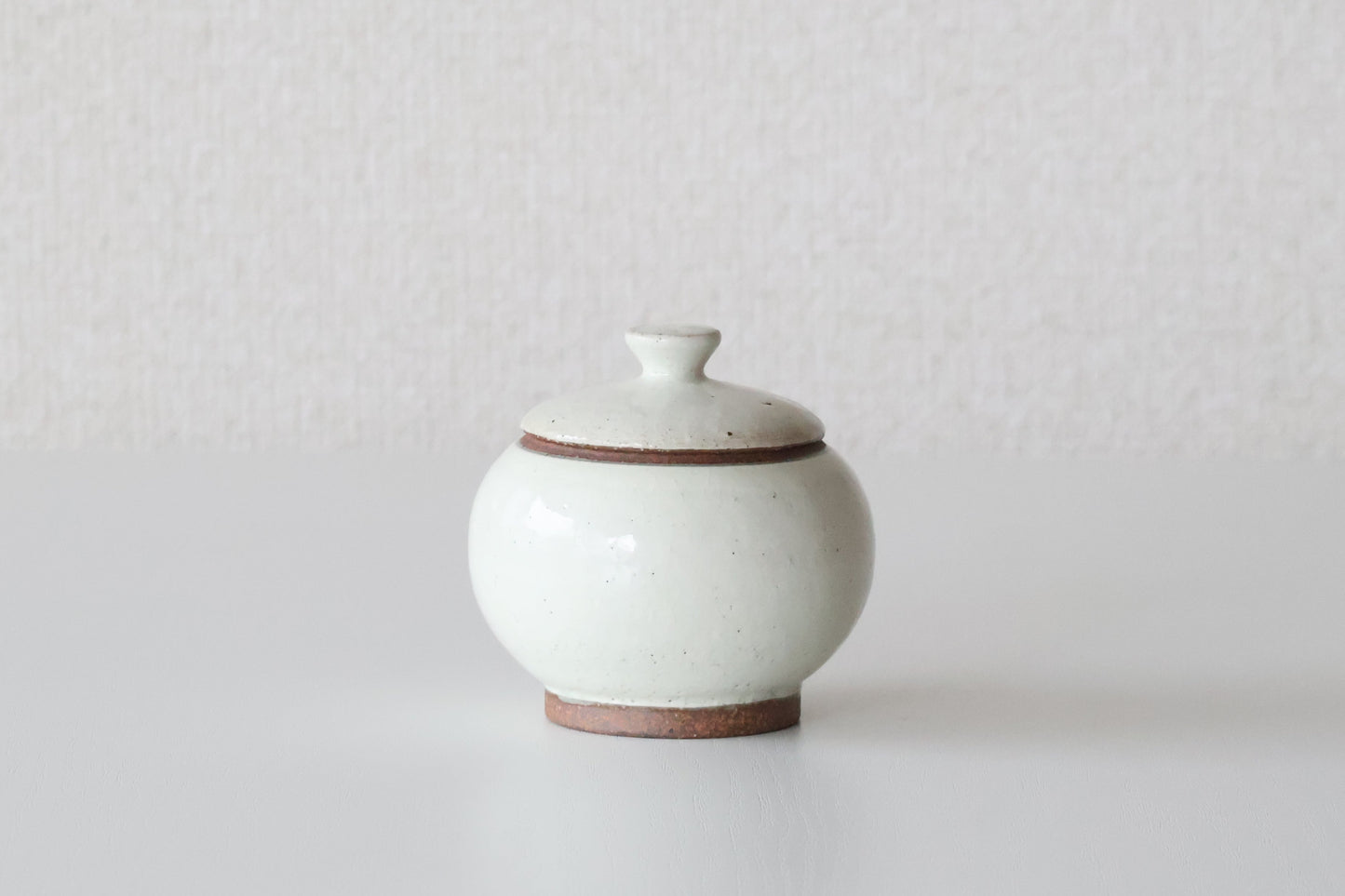 白泥おんたま（淡海陶芸研究所 / 山元一真）