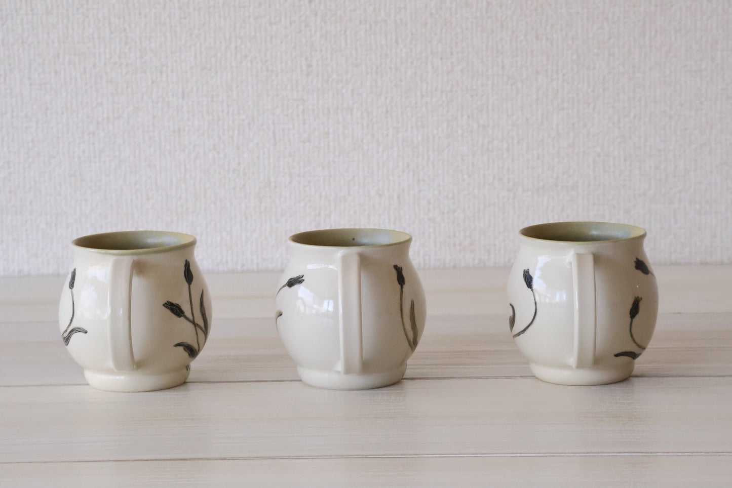 マグカップ　チューリップ（長﨑絢）