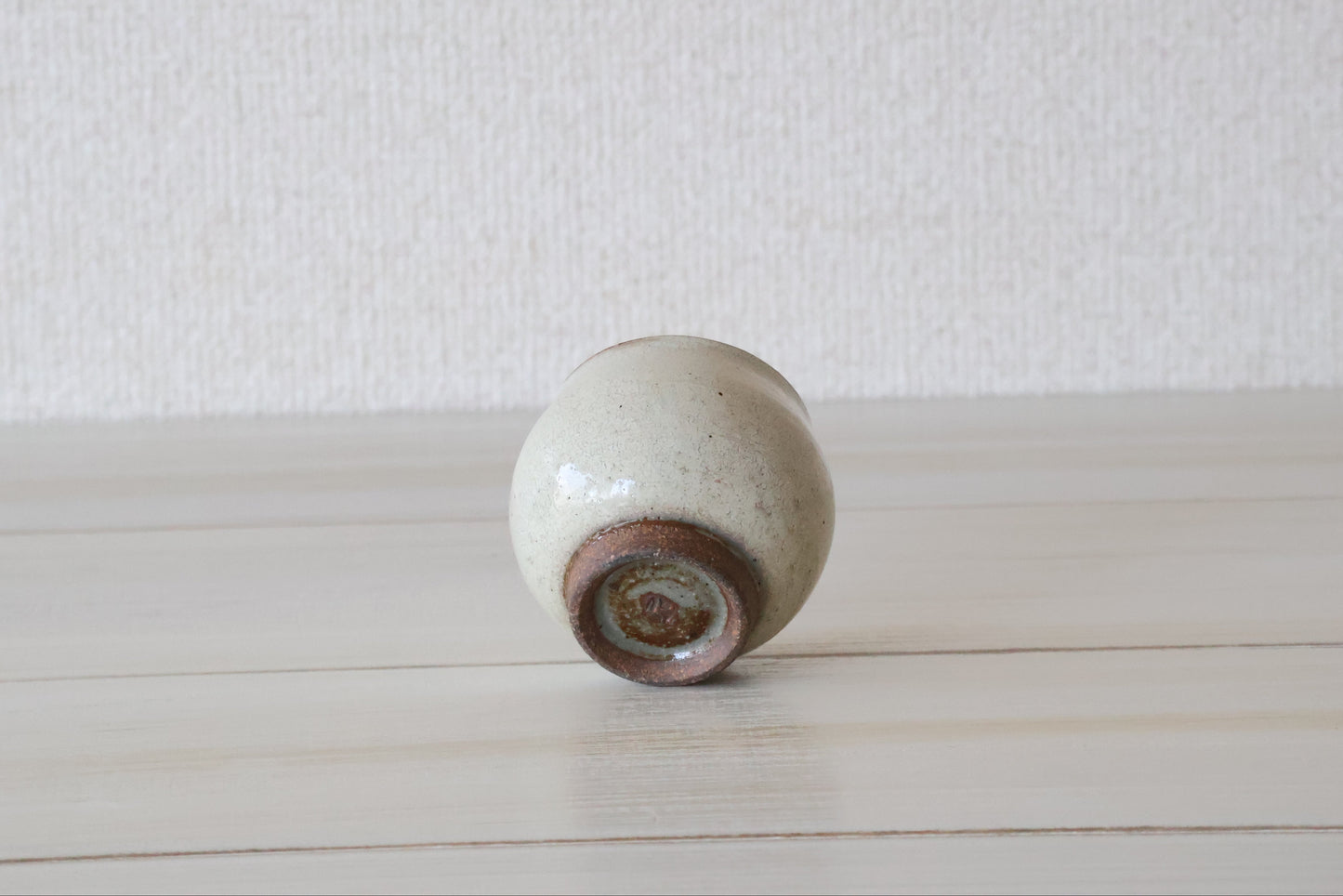 白泥丸湯呑み（淡海陶芸研究所 / 山元一真）