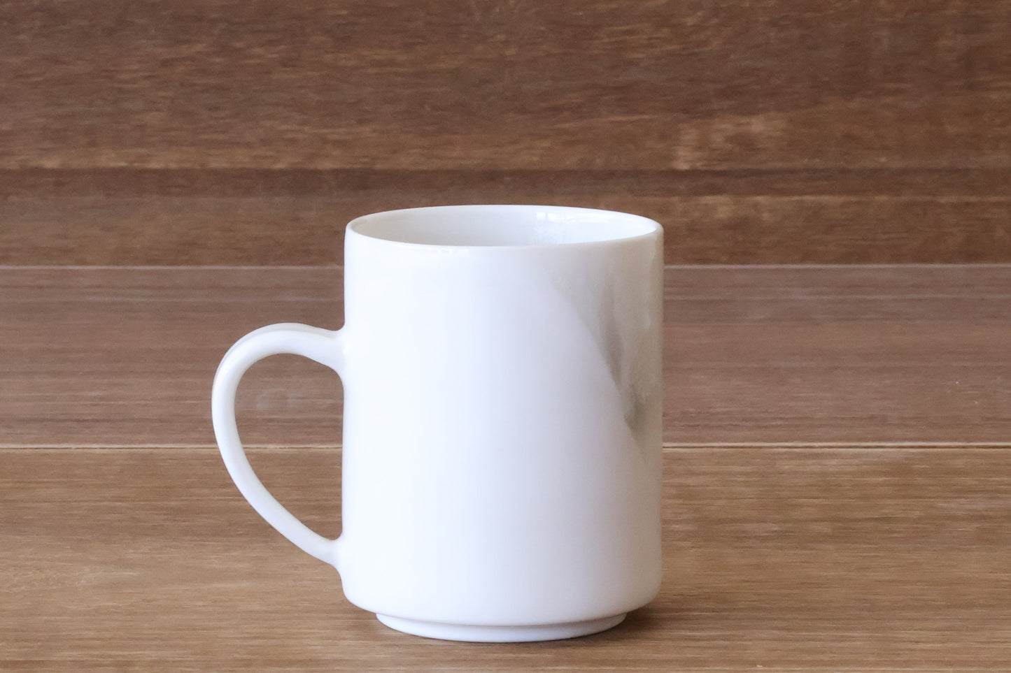 コーヒーカップ（イワオトナリテ）