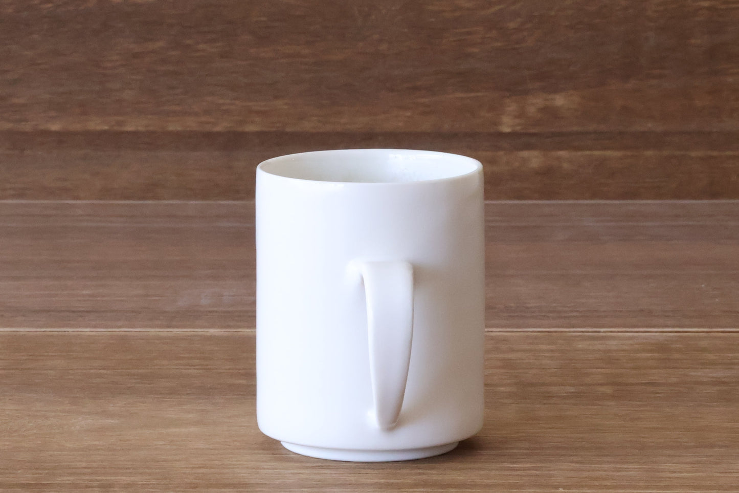 コーヒーカップ（イワオトナリテ）