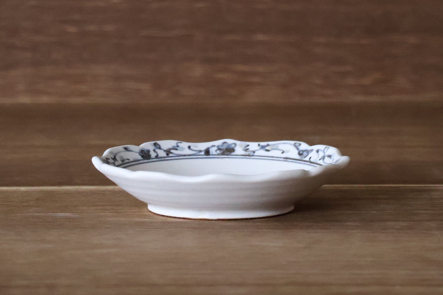 輪花小皿（樋口萌）